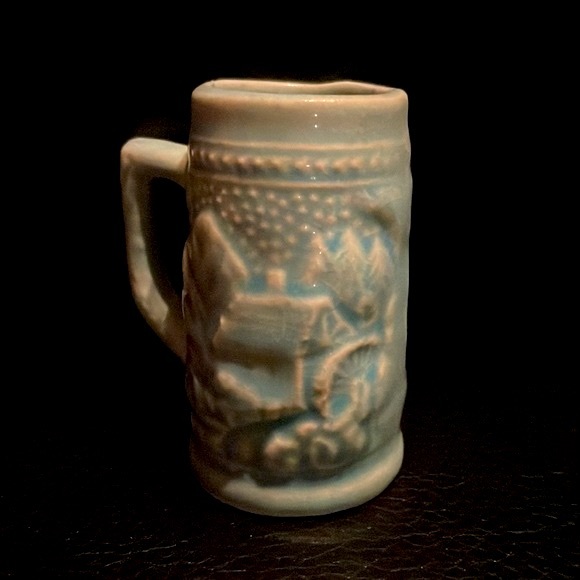 MINIATURE BEER STEIN - Vtg Mid-Century Blue Made In Japan 3” German Scene - Picture 5 of 5